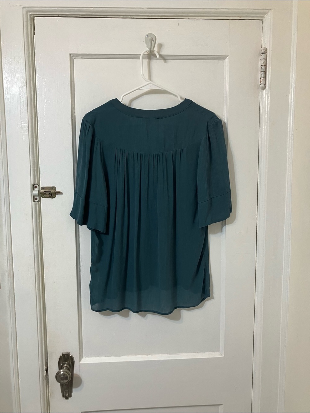 Amour Vert Carrington Blouse, Jade, size small - Picture 2 of 4